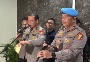 Polri Amankan 7 Anggota Brimob Penabrak  Sopir Ojol Saat Mengamankan Demo 