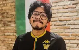Nasional DPR Minta TNI Jelaskan Dugaan Pidana Ferry Irwandi