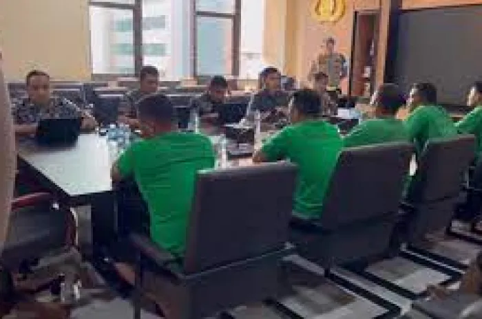 2 Anggota Brimob Penabrak Affan Kurniawan Terancam Dipecat Dengan Tak Hormat 