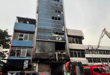 8 Orang Diperiksa Polisi Untuk Usut Penyebab Kebakaran Gedung Terra Drone Yang Akibatkan 22 Orang Tewas