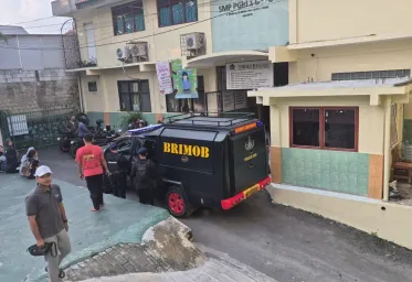 Polisi Pastikan Tidak Ada Bom di 10 Sekolah di Depok Tetapi si Peneror  Tinggalkan Pesan 
