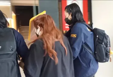 Akhirnya Lisa Mariana Diperbolehkan Pulang Setelah Sempat Dijemput Paksa Polisi  