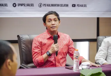 Dinilai Tidak Kompeten Raja Juli Didesak Mundur  