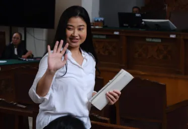 Laras Faizati  Divonis Bebas Bersyarat di Kasus Penghasutan Bakar Mabes Polri