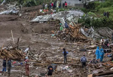 Jumlah Korban Sementera Longsor Cisarua Mencapai 17 Orang Meninggal Pencarian Terus   Berlanjut