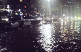 DKI Jakarta 90 RT  dan 6 Ruas Jalan di Jakarta  Tergenang Akibat Hujan Deras Semalam