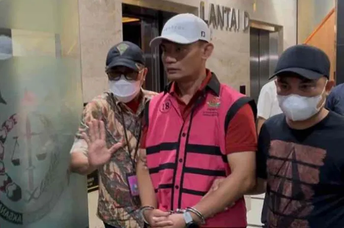 Hukuman Mantan Ketua PN Jaksel   Justru Ditambah Menjadi 14 Tahun Bui