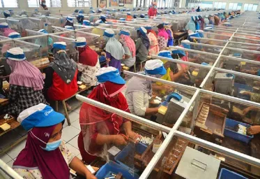 KPK Surati Pengusaha Rokok Untuk Diperiksa Terkait Kasus Korupsi di Bea Cukai 