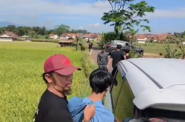 Setelah  Menangkap  Pelaku Polisi Juga Tangkap Penadah Barang Milik Korban Mutilasi Ayam Geprek 