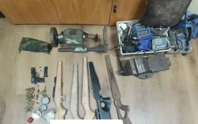 Polisi Tangkap Ki Bedil 20 Tahun Merakit Senpi Ilegal