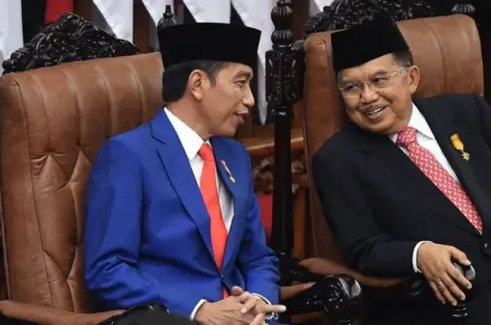 Hubungan Jokowi dan JK Kini Memanas  Setelah Muncul Kasus Ijazah