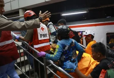 Daftar Identitas Korban Tewas Kecelakaan Kereta Bekasi Timur