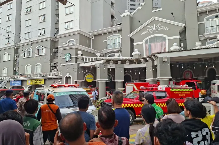 Kebakaran Terjadi di Apartemen Mediterania Jakbar, 19 Orang Berhasil Dievakuasi