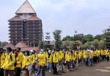 Polda Metro Jaya Kerahkan 1031 Personel Untuk Amankan Demo BEM UI di Gambir Jakpus 