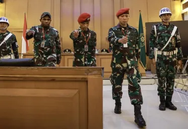 Odmil Hanya Tuntut 3 TNI   410 Tahun Bui Dalam Kasus Pembunuhan Kacab Sebuah Bank Keluarga Korban Mengaku Kecewa 