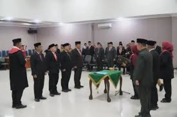  Bupati Pandeglang Masih Melantik AM Sebagai Staf Ahli meski Telah Menjadi Tersangka Kasus Menabrak Kerumunan Siswa SD